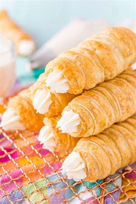 This easy Cream Horns recipe is made with puff pastry that’s wrapped ...