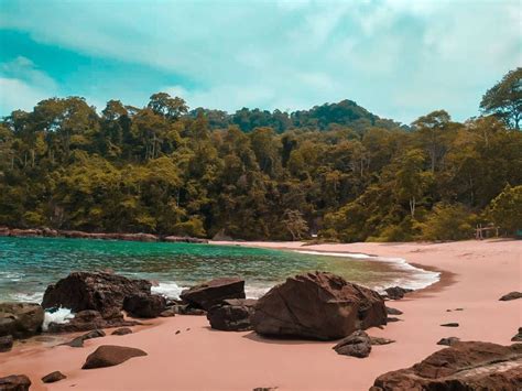 10 Pesona Teluk Ijo Banyuwangi Surga Di Balik Meru Betiri