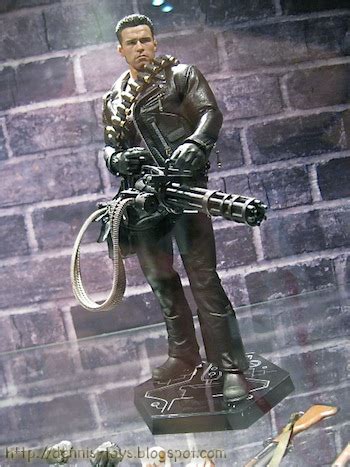 Dennis Toys Hot Toys Stgcc