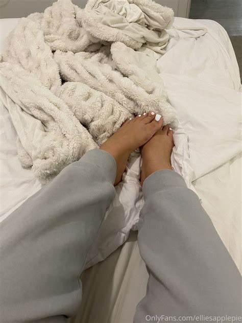 Elliesapplepie Nude Leaks OnlyFans OnlyFans Fapellino