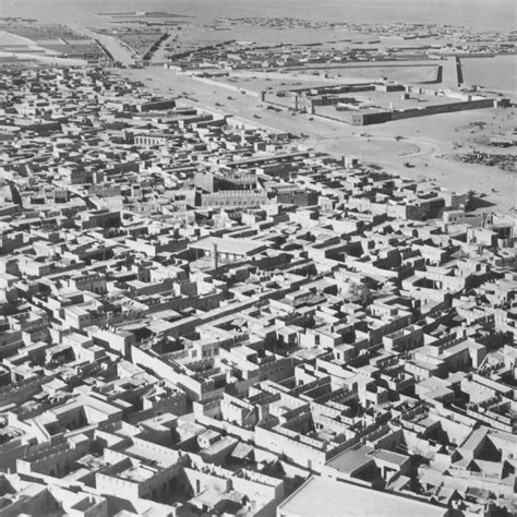 Old Kuwait City from Above – 1950s – 2:48AM – Entertaining Kuwait since