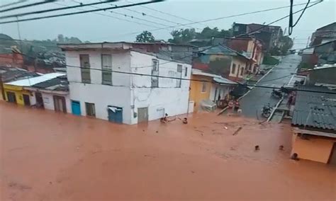 Graves Inundaciones En El Valle Del Cauca Provocan Emergencias