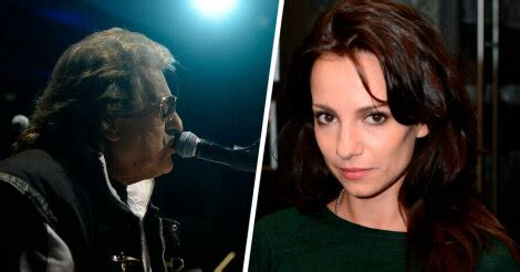 СМИ2 — Певица Светлана Светикова вспомнила, как флиртовала с Тото Кутуньо