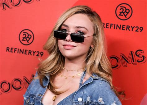 Peyton Roi List Sexy Cleavage Hot Celebs Home