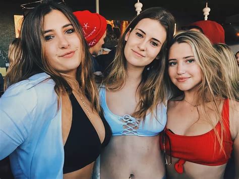 Bikini Tops Nudes TrueFMK NUDE PICS ORG