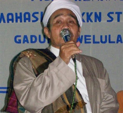 Ust Nasihin Nur Meninggal Dalam Keadaan Sholat - Hilyah, Belajar Bahasa Arab Online