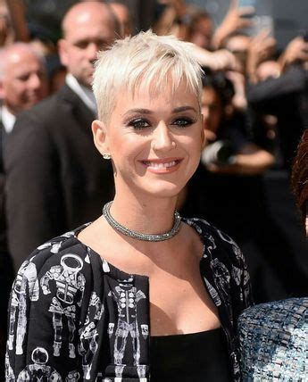 Katy Perry Short Blonde Hair Short Hair Styles Pixie Short Blonde