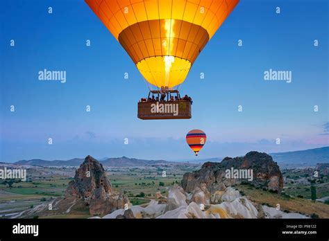 Balloon Balloons Hi Res Stock Photography And Images Alamy