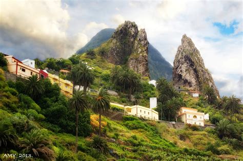 Roques De Pedro Y Petra Hermigua La Gomera Dedicada A Marije