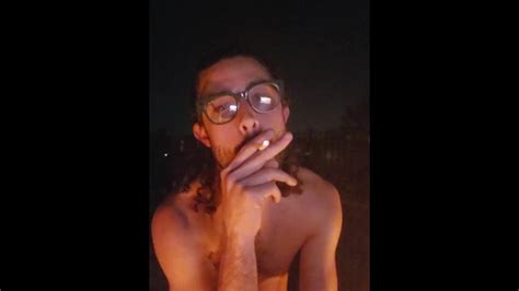 爸爸老师抽烟 Pornhub Gay