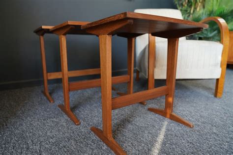 D Nische Mid Century Modern Teak Satztische Mit St Tzbeinen Er Set