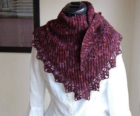 Ravelry Merlot Shawl Pattern By Julia Vaconsin