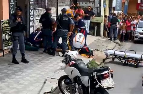 Dois Ref Ns S O Feridos Durante Assalto Joalheria Na Zona Leste De Manaus