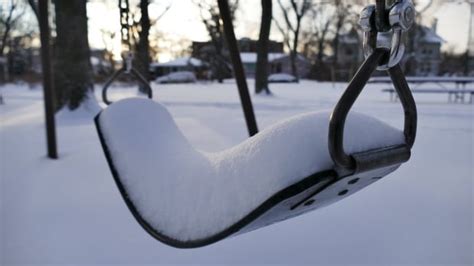 Winter muscles its way into southern Manitoba, brings storm warning | CBC News