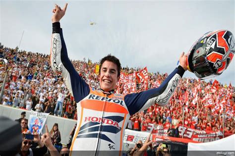 Motorcycling Marquez Wins Season As Rossi Lorenzo Crash In Japan