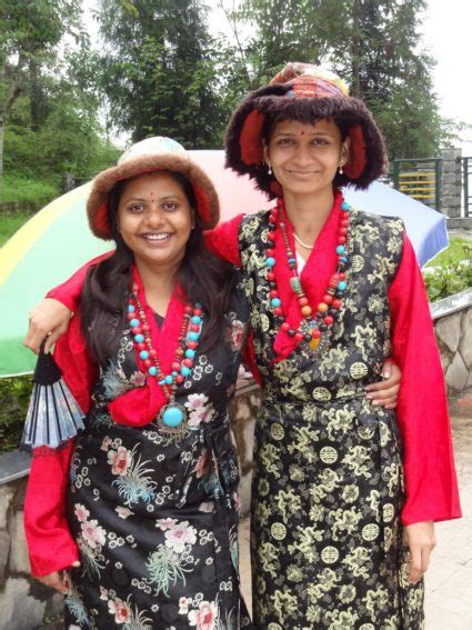 Sikkim Traditional Costumes - India the Destiny