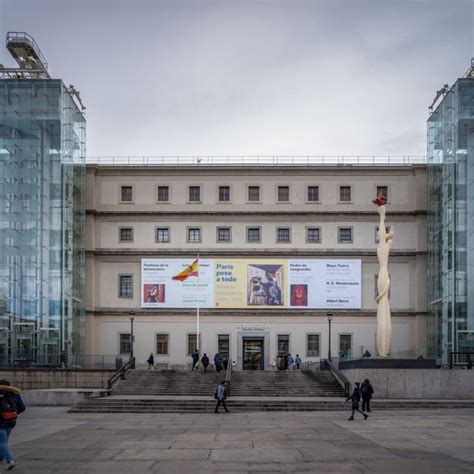 Cuadros Imprescindibles Del Museo Reina Sof A