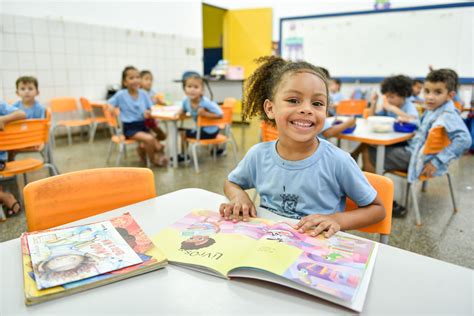 Rede Municipal Aulas De V O Come Ar No Dia De Fevereiro Na