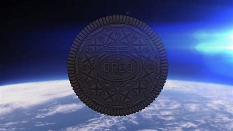 Oreo Space Dunk — LookOUT! Studio