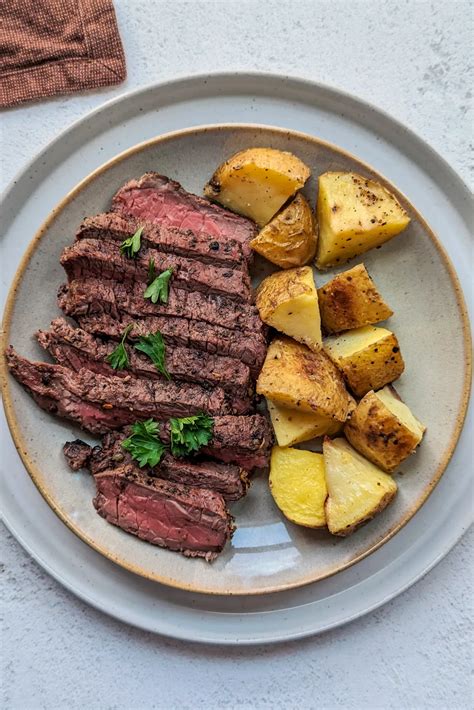 Easy Grilled Bison Steaks With Peppercorn Rub