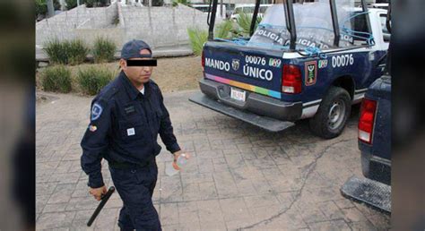 Poli Entra A Parar Fiesta Gay Y Creen Que Es Un Striper Digitall Post Digitall Post