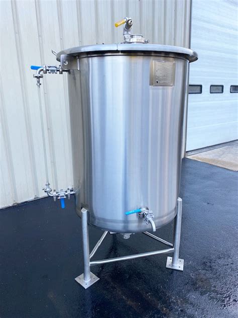 Watson Gallon Vertical Stainless Steel Tank