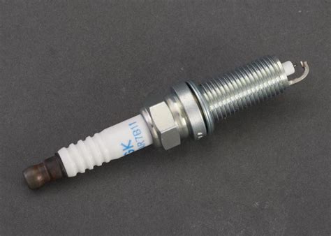 2015 Subaru Outback 2 5L CVT Limited W EyeSight Spark Plug Silzkar7b11