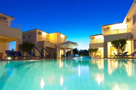 Beach resorts in Greece & the islands | Greeka