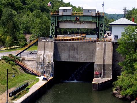 Erie Canal Lock 17