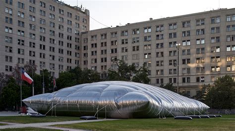 Smiljan Radić creates inflatable stage for Chile s architecture biennial