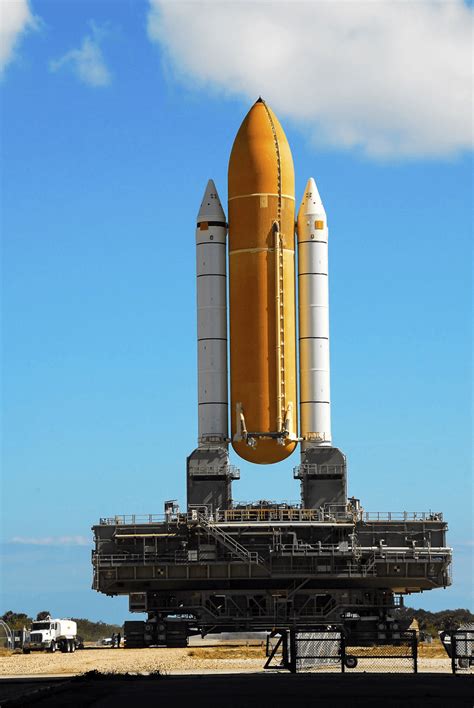 Space shuttle Atlantis external fuel | Free Photo - rawpixel