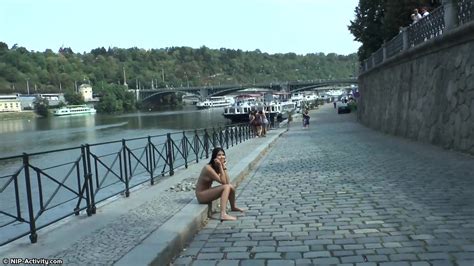 Nude Lady In Prague Lady Dee