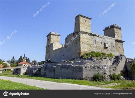 Medieval Castle Diosgyor Hungary – Stock Editorial Photo © skovalsky ...