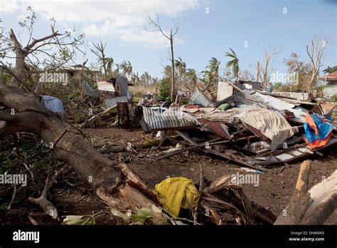 Typhoon damage philippines hi-res stock photography and images - Alamy