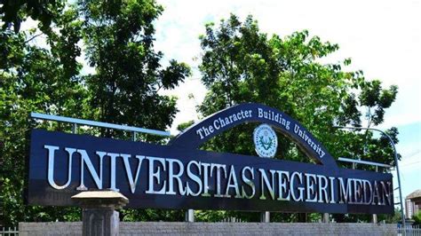 Universitas Medan Area Meraih Peringkat Selama Periode Pts Terbaik