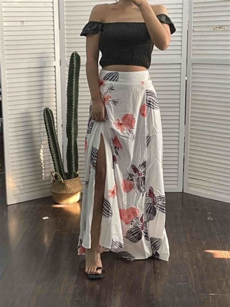 Off Shoulder Ruffles Top And Floral Print High Slit Skirt Set