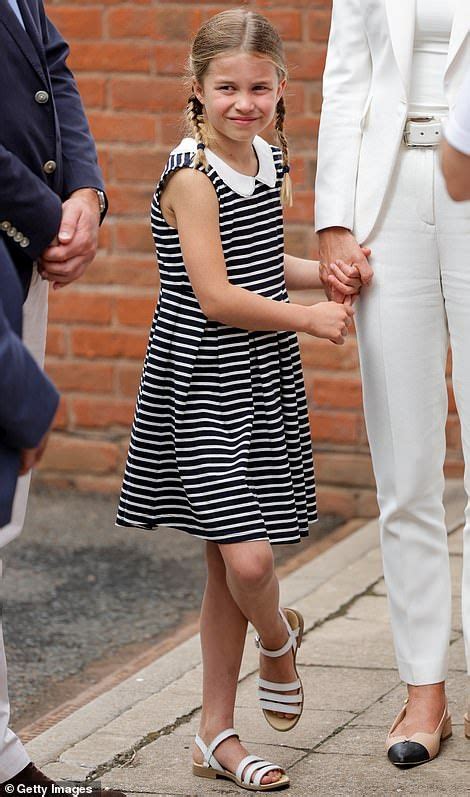 Prince William Comforts Princess Charlotte 7 At Commonwealth Games