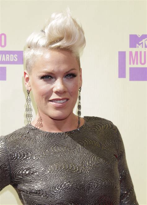 pink   mtv video  awards  los angeles hawtcelebs