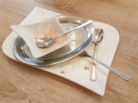 Empty Ice Cream Bowl in a Cafe Stock Photo - Image of invoice, silver ...