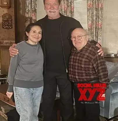 Arnold Schwarzenegger, Danny DeVito have a ‘Twins’ reunion - Latest ...