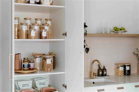 Refresh, Reset, Renew: The Life-Changing Benefits of Spring Cleaning