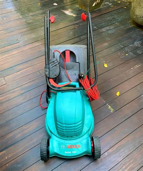 BOSCH Rotak 320 Electric Lawnmower Furniture Home Living Gardening