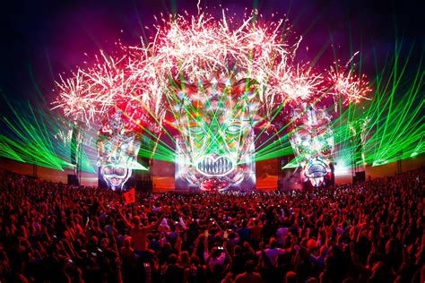 10 Glorious Pre-Pandemic EDM Concert Moments for the Nostalgic - EDM ...