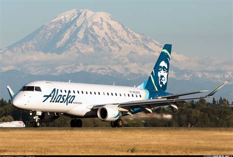 Embraer 175lr Erj 170 200lr Alaska Airlines Horizon Air Aviation Photo 5089215