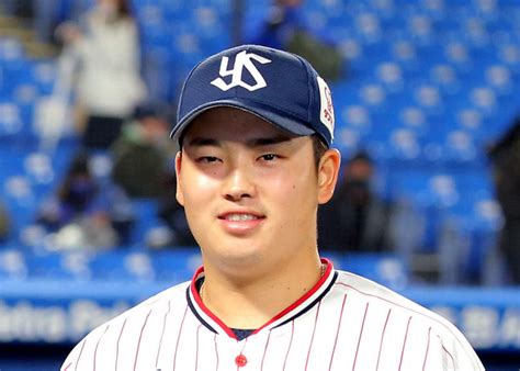 ヤクルト村上 30盗塁で時間差「3みっつ」 プロ野球写真ニュース 日刊スポーツ