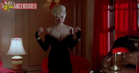 Madonna Nuda ~30 Anni In Dick Tracy