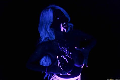 Brazzers Kayla Kayden Radiant Booty C A Cf D C Ebc Bd C Porn Pic