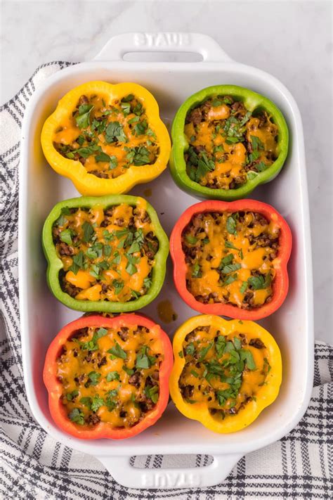 Keto Stuffed Peppers (30-minute, Easy Dinner) - Amira's Pantry