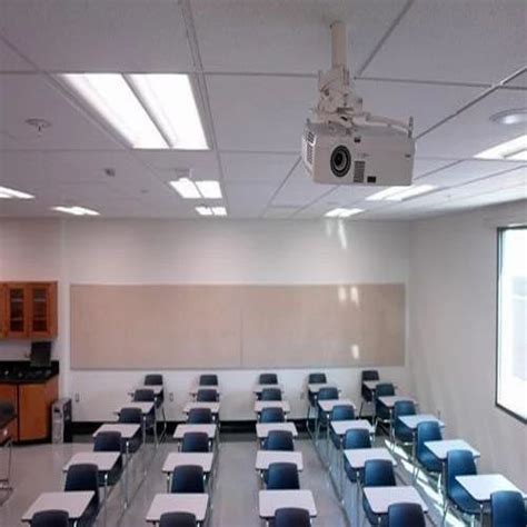 Classroom Projector In Delhi क्लासरूम प्रोजेक्टर दिल्ली Delhi