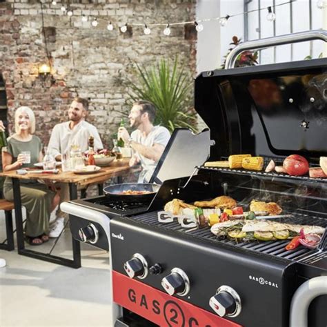 Char Broil Gas2coal 20 3b 3 Burner Hybrid Gas Charcoal Bbq With Side Burner Birstall